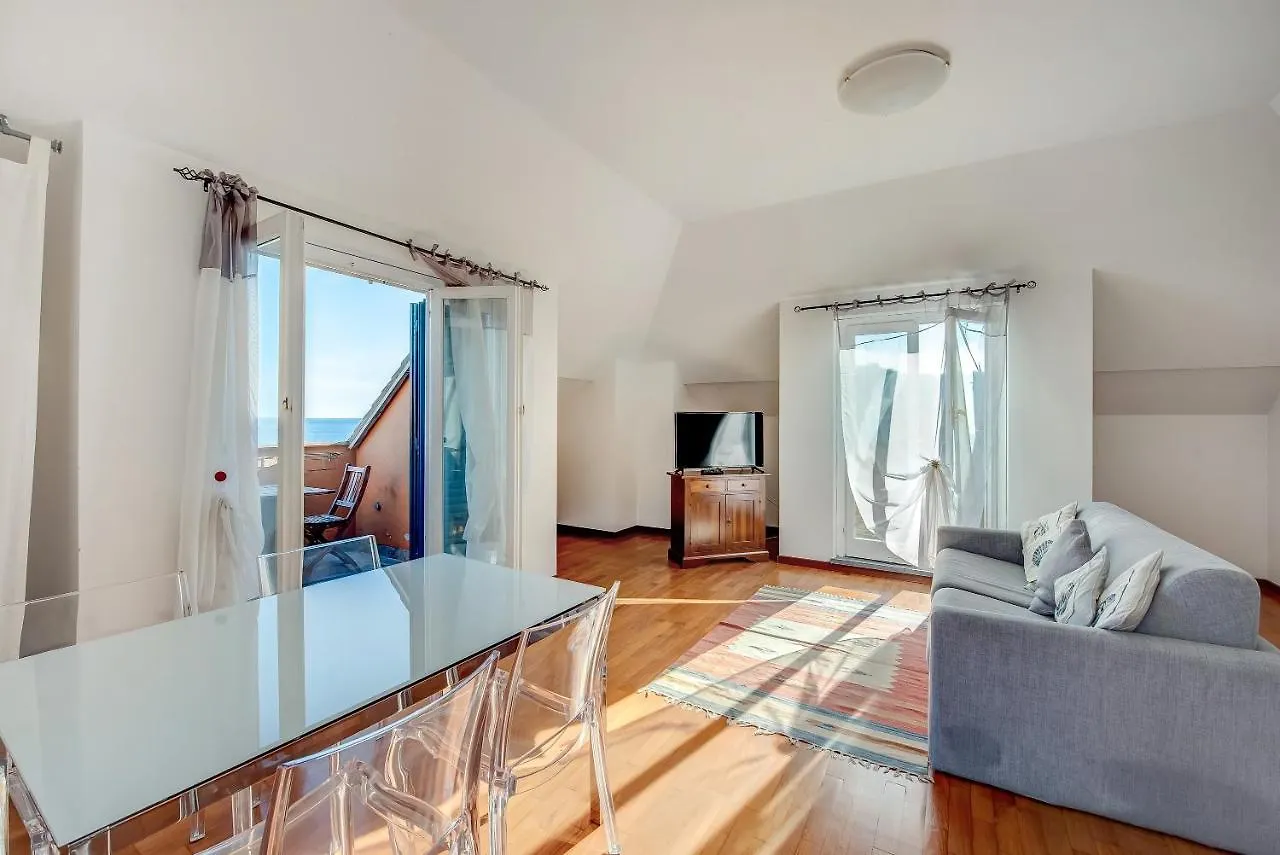 Edo - Arenzanohost Appartement